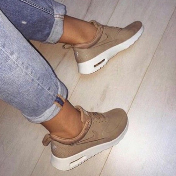 nike air max thea premium desert camo
